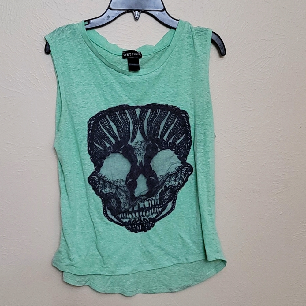 Womens M Wetseal lace skull tank